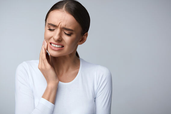 When to See a Dentist for Toothache